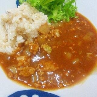 ひき肉とたまねぎのりんご醤油カレー